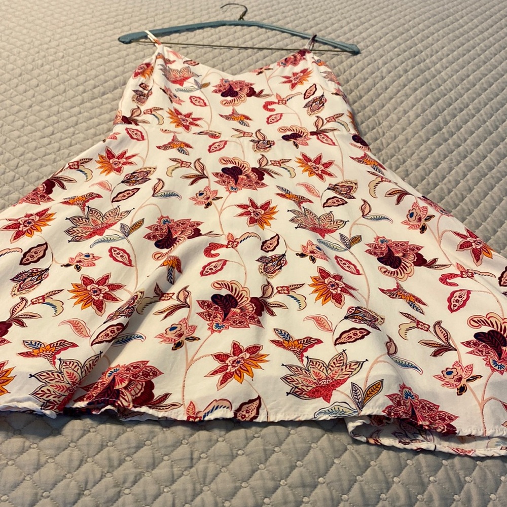 Fully lined sundress beautiful floral print on cream background